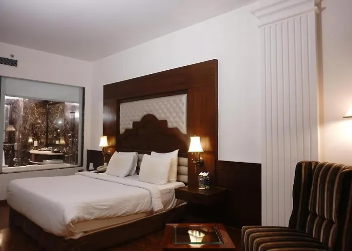 Ramada Plaza by Wyndham Chandigarh Zirakpur