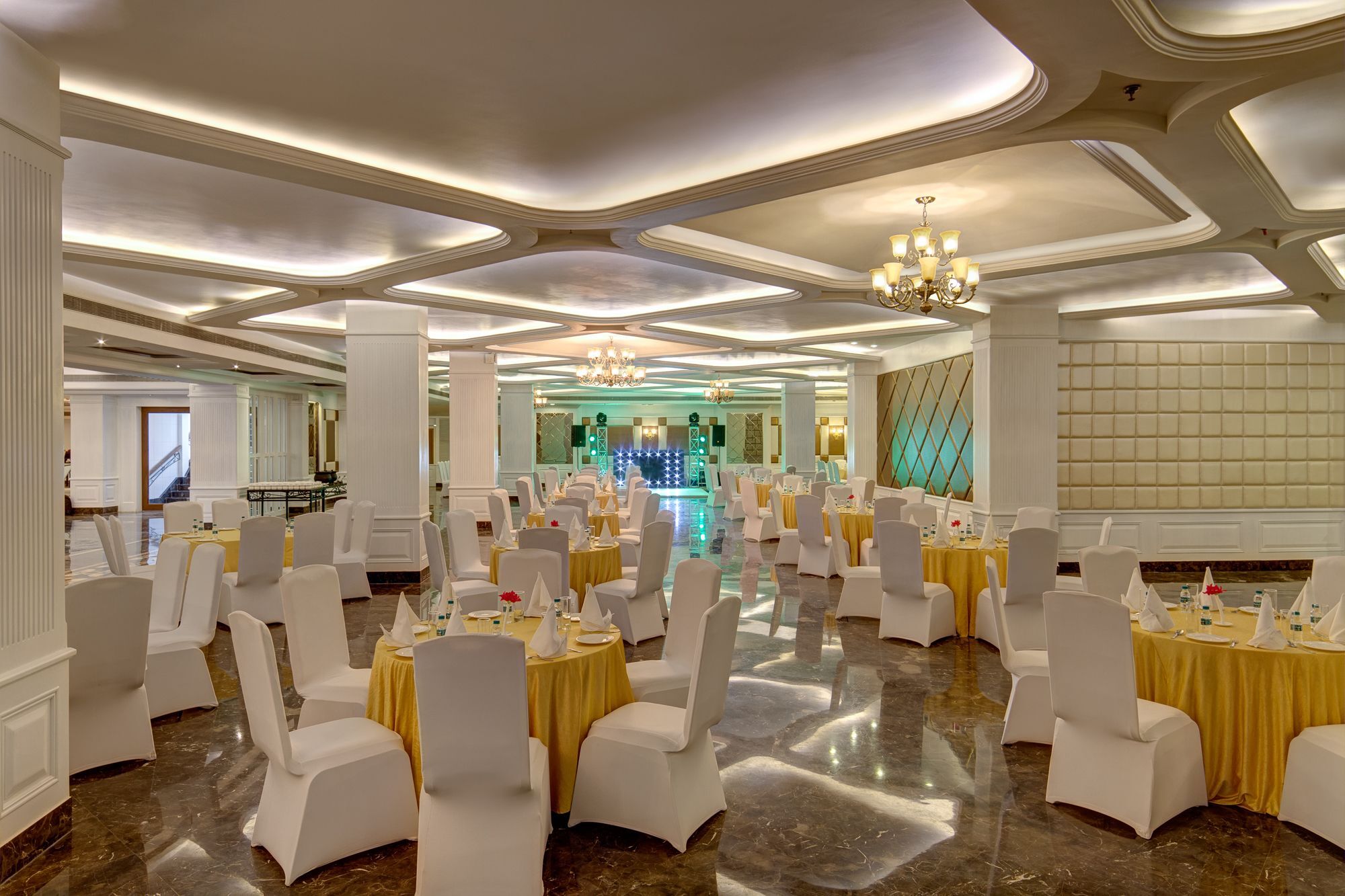 Ramada Plaza By Wyndham, Chandigarh Hotel 4*