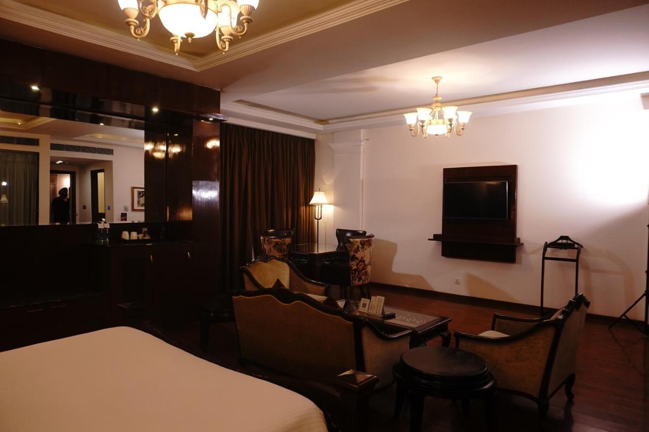 Ramada Plaza By Wyndham, Chandigarh होटल