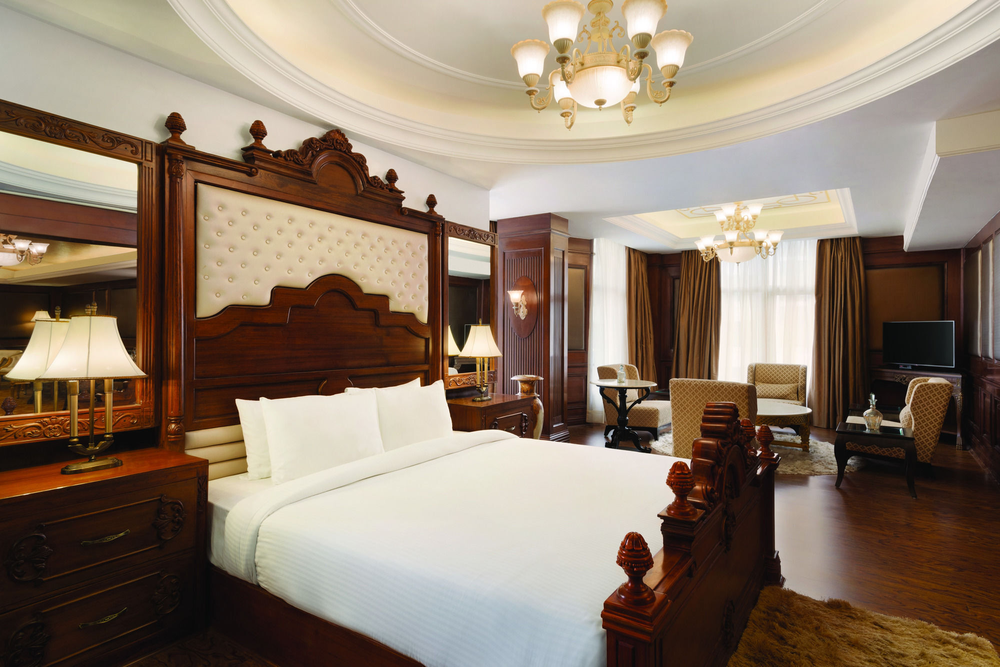 होटल Ramada Plaza By Wyndham, Chandigarh 4*